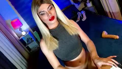 lovelymiss_shyna11 online show from September 2025 09:18:01 PM