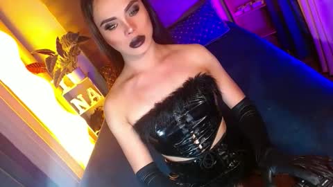 lovelymiss_shyna11 online show from March 2026 09:04:02 AM