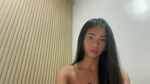 Snapshot of lovelyours_kishia chatting on April 2026 12:35:02 PM lovelyours_kishia online show from April 2026 12:35:02 PM