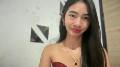 Snapshot of lovelyours_kishia chatting on May 2026 04:22:01 PM lovelyours_kishia online show from May 2026 04:22:01 PM