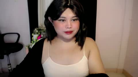 Snapshot of lovelypinaychubsx chatting on June 2026 05:48:01 PM lovely online show from June 2026 05:48:01 PM