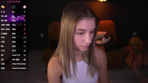 Anna online show from November 2025 01:21:02 PM