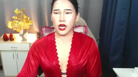 STWEET LINA online show from February 2025 03:28:02 PM