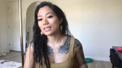 Snapshot of lovelyxmacii chatting on June 2026 08:29:02 PM lovelyxmacii online show from June 2026 08:29:02 PM