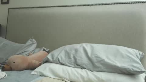 loveoha8 online show from December 2025 04:30:02 AM