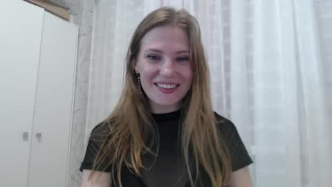 Snapshot of lovepeanutgirl chatting on January 2025 04:58:02 PM Mary Love online show from January 2025 04:58:02 PM