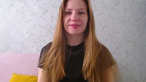 Snapshot of lovepeanutgirl chatting on March 2025 10:49:01 AM Mary Love online show from March 2025 10:49:01 AM
