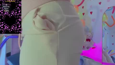 L O V E  online show from February 2025 11:58:01 AM