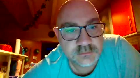 Snapshot of lover010983 chatting on February 2025 05:53:02 AM lover010983 online show from February 2025 05:53:02 AM