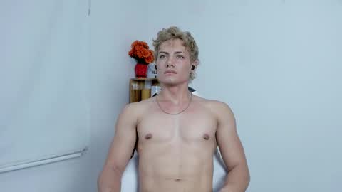 Snapshot of lover_fitnessboy chatting on September 2025 03:20:01 AM kevin online show from September 2025 03:20:01 AM