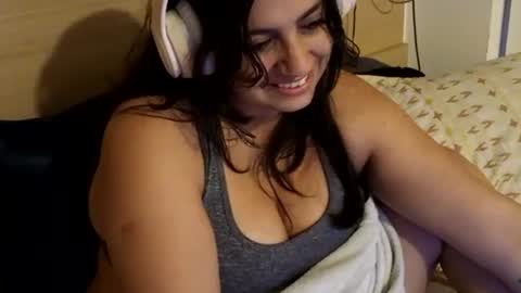 Snapshot of loverfairy chatting on November 2025 08:20:02 AM LoverFairy online show from November 2025 08:20:02 AM