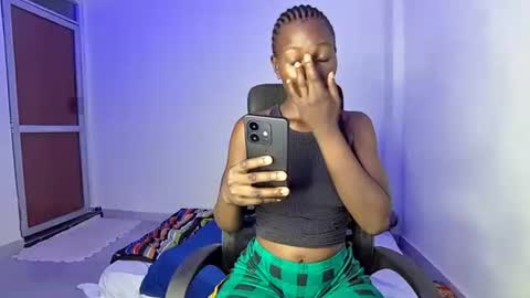 Snapshot of lovergirl2003 chatting on February 2025 05:59:01 PM Kate online show from February 2025 05:59:01 PM