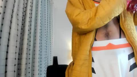 loverisu online show from January 2026 11:18:02 PM