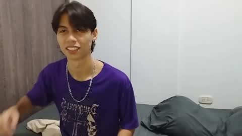 Lovers Clover X online show from April 2026 01:36:01 AM