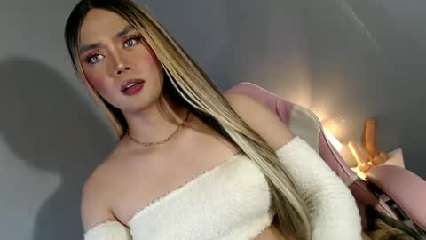 lovers moon22 online show from January 2025 12:49:01 AM