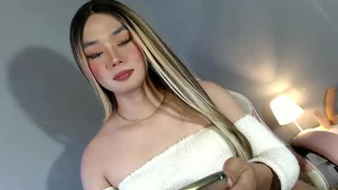 lovers moon22 online show from January 2025 01:00:01 AM