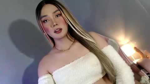 lovers moon22 online show from February 2025 02:04:02 AM