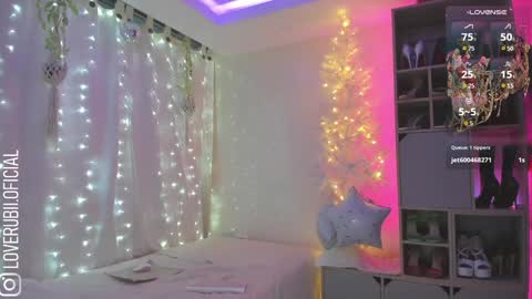 loverubii online show from December 2024 10:57:02 PM