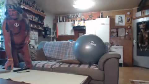 Snapshot of lovetobenaked10 chatting on October 2025 03:29:02 PM aaron online show from October 2025 03:29:02 PM