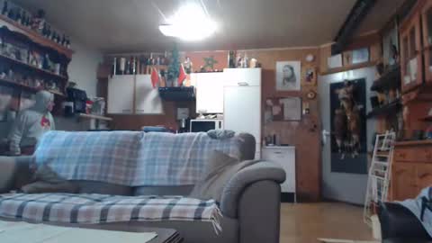 Snapshot of lovetobenaked10 chatting on January 2026 01:13:02 PM aaron online show from January 2026 01:13:02 PM