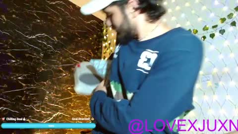lovexjuxn77 online show from May 2026 11:43:01 PM
