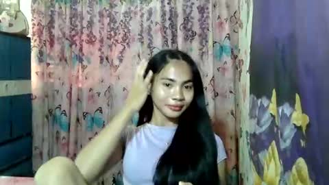 Snapshot of loving_rhean chatting on August 2026 02:02:02 AM loving_rhean online show from August 2026 02:02:02 AM