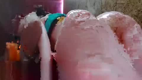 Snapshot of lovladysfeet chatting on January 2025 12:02:01 AM 2096512345 online show from January 2025 12:02:01 AM