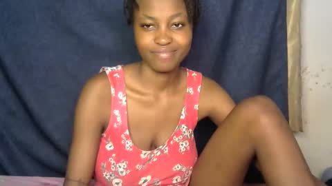 lovly_lastborn online show from September 2025 03:13:01 PM