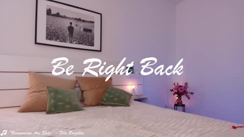    .       online show from February 2025 12:26:02 PM