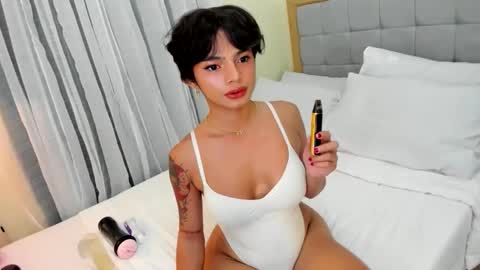 Candice online show from October 2025 12:38:02 PM