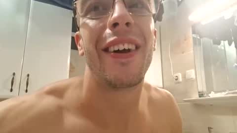 Lshot D online show from September 2025 11:20:02 PM