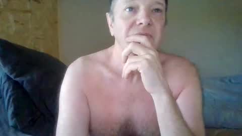 Snapshot of lu485947452685193669 chatting on May 2026 11:36:01 AM lu485947452685193669 online show from May 2026 11:36:01 AM