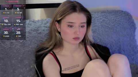 Snapshot of lua__19 chatting on October 2025 01:45:02 PM Lua online show from October 2025 01:45:02 PM