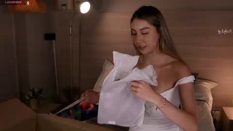 Snapshot of lua_ferch_ chatting on June 2026 01:36:01 PM ---Goys incredible photographs online show from June 2026 01:36:01 PM