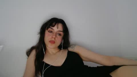 luana online show from February 2026 10:21:01 PM