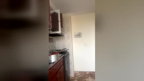 luana_winner online show from December 2025 07:44:01 PM