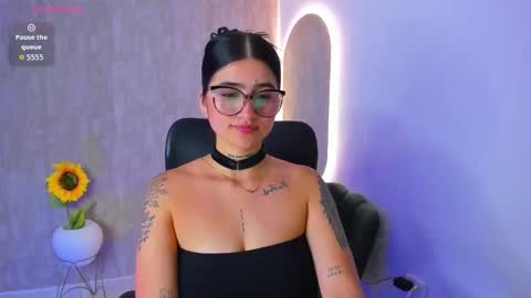 Luana online show from October 2025 12:05:02 PM