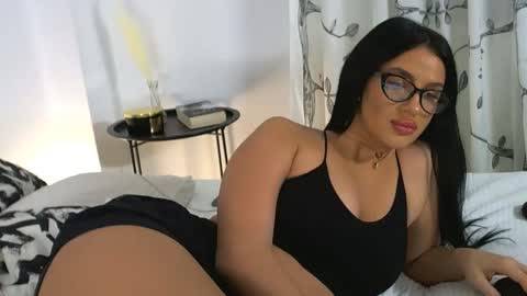 Luana Dess online show from December 2024 09:15:01 PM