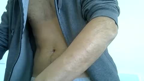 Snapshot of luca2828 chatting on October 2025 09:13:02 AM luca2828 online show from October 2025 09:13:02 AM