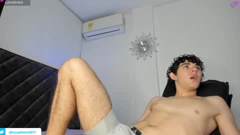 Luca Ferrer online show from February 2025 04:26:01 AM