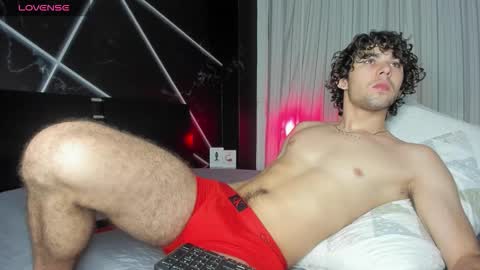 Luca Ferrer online show from October 2025 02:23:01 AM