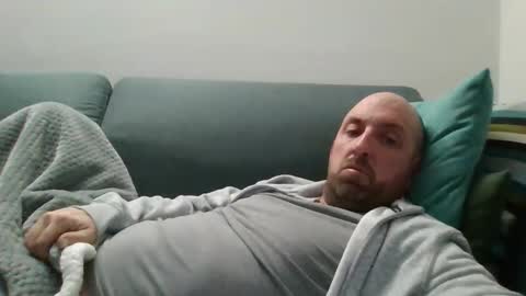 Luca online show from December 2025 07:44:01 PM