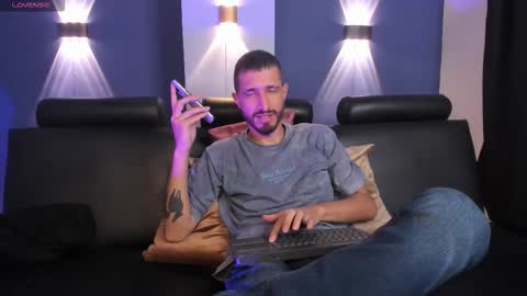 Lucas online show from February 2026 04:49:02 AM