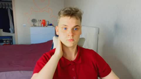 Lucas Gill online show from May 2026 03:42:02 PM