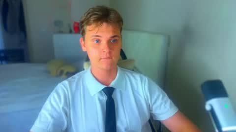 Snapshot of lucas_dany chatting on July 2026 02:44:01 AM Lucas Gill online show from July 2026 02:44:01 AM