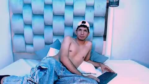 Snapshot of lucas_dream chatting on May 2026 11:52:02 AM lucas_dream online show from May 2026 11:52:02 AM