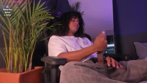   online show from October 2025 02:17:02 PM