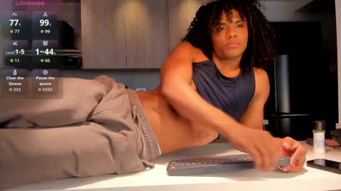 Snapshot of lucas_eevans07 chatting on June 2026 05:25:01 PM online show from June 2026 05:25:01 PM