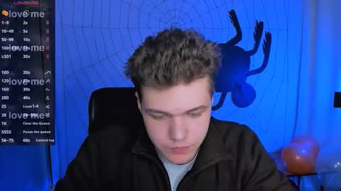 lucas_long_ online show from October 2025 09:46:02 AM