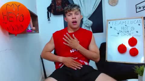 Lucas Luxx online show from November 2025 02:09:01 PM